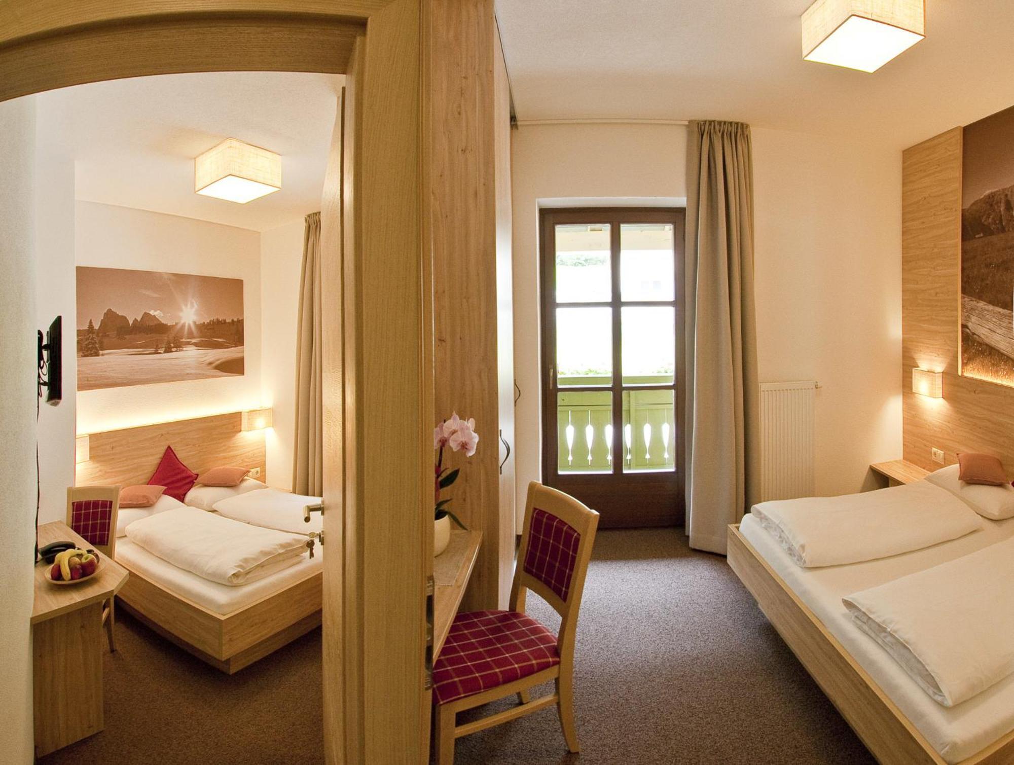Hotel Anewandter Brunico Room photo